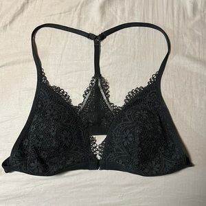 Victoria’s Secret Black Lace Bralette Size L